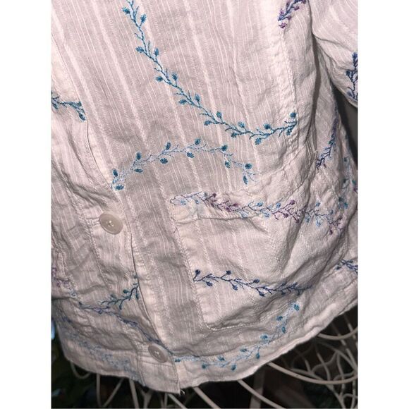 WOMEN Chico’s size 0 (US SIZE XS) blue/white Paisley quarter sleeve shirt button - Picture 4 of 8